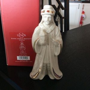 Lenox Nativity figurine, Gaspar, the wise man.